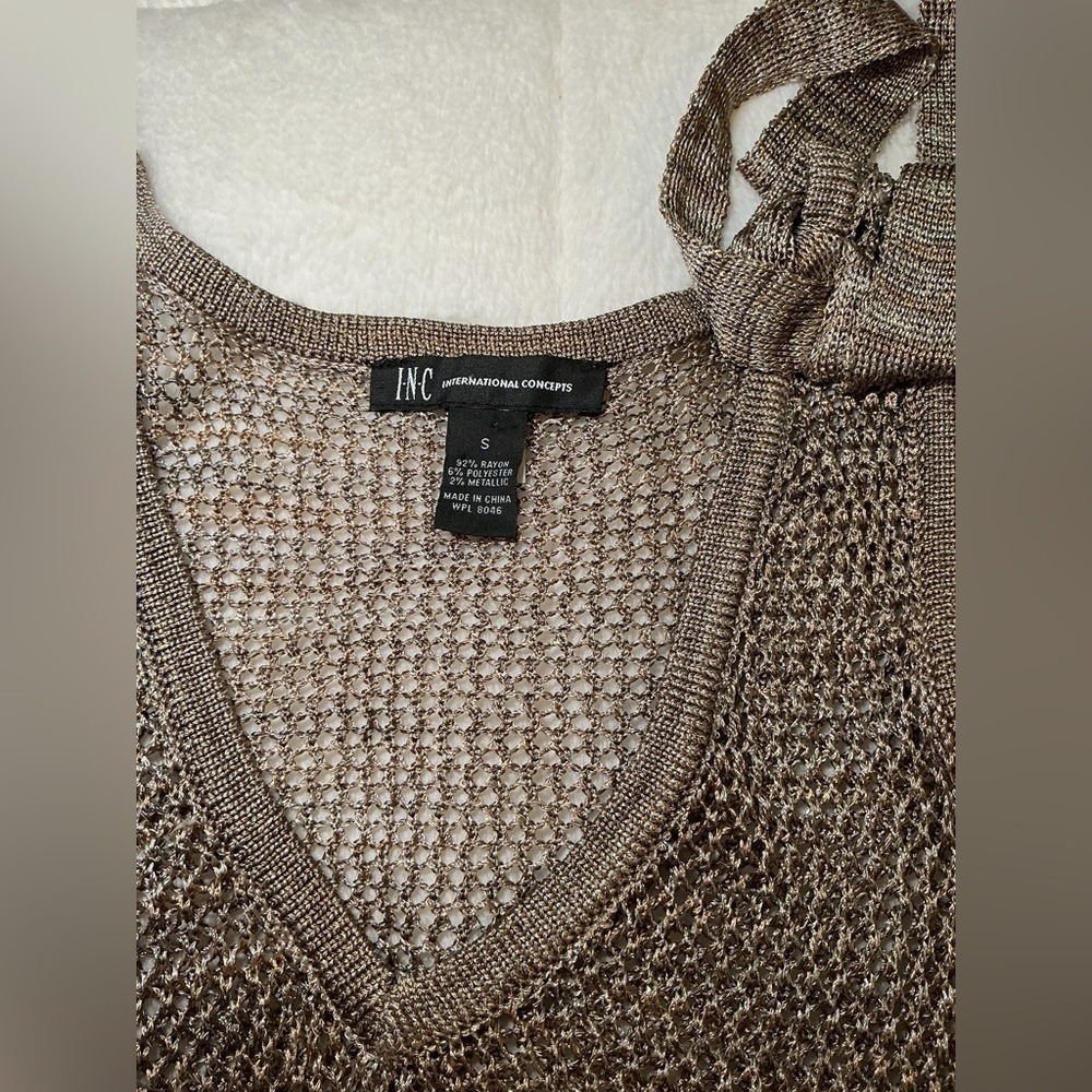 Brown and gold Knit cut out shoulders Sweater top - Picture 4 of 8